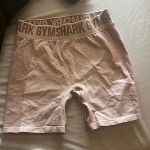 Gym shark og flex shorts